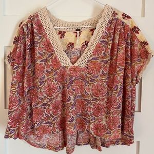 Like new free people bohemian crop top, size small